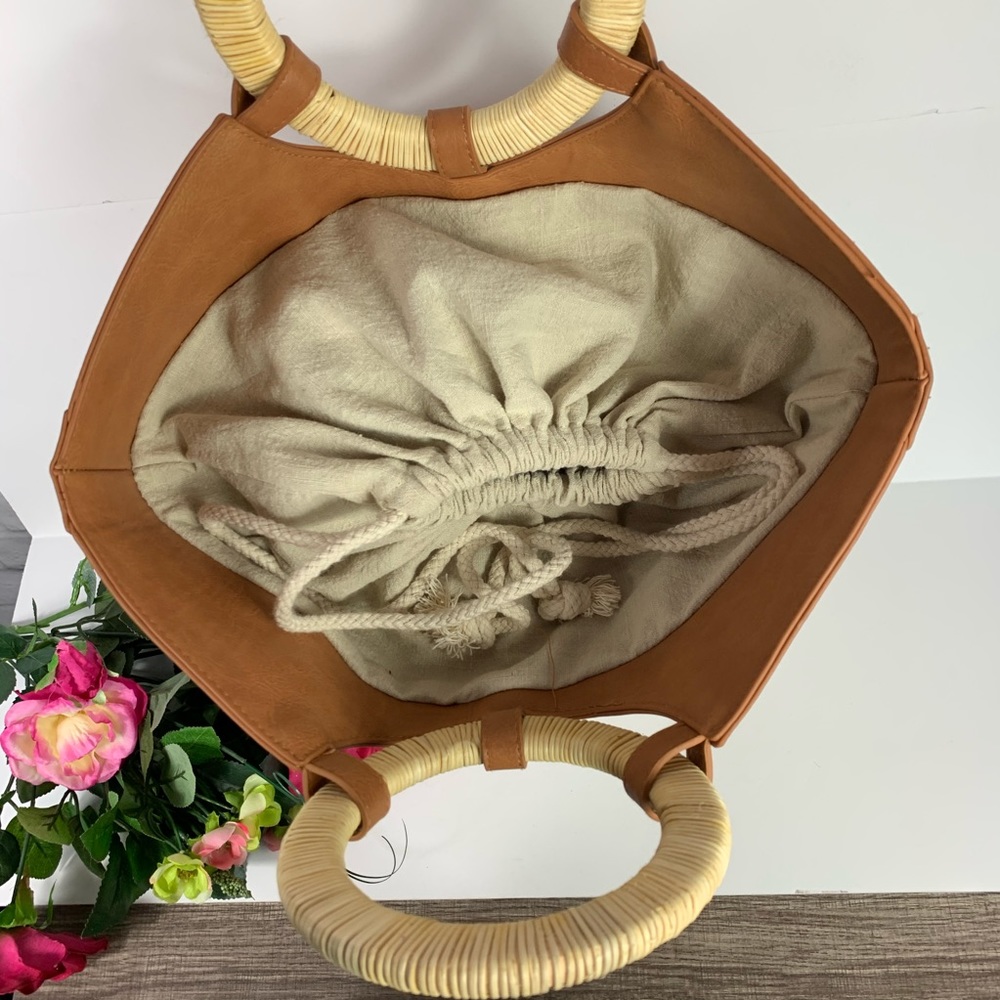 Universal Thread Natural Straw Drawstring Handbag - image 4